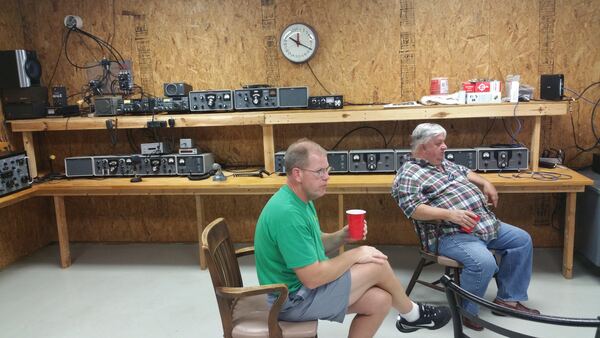 Photograph 4 from N4ZZT Station and Massey Radio Lab Tour