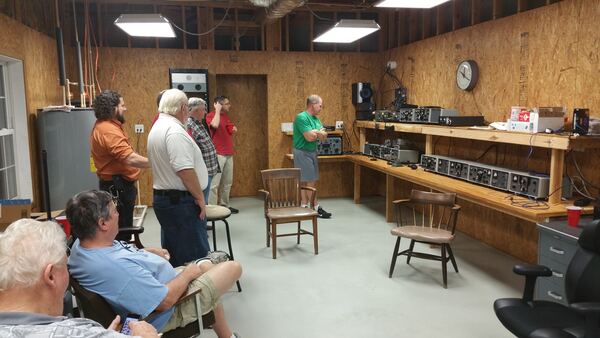 Photograph 9 from N4ZZT Station and Massey Radio Lab Tour